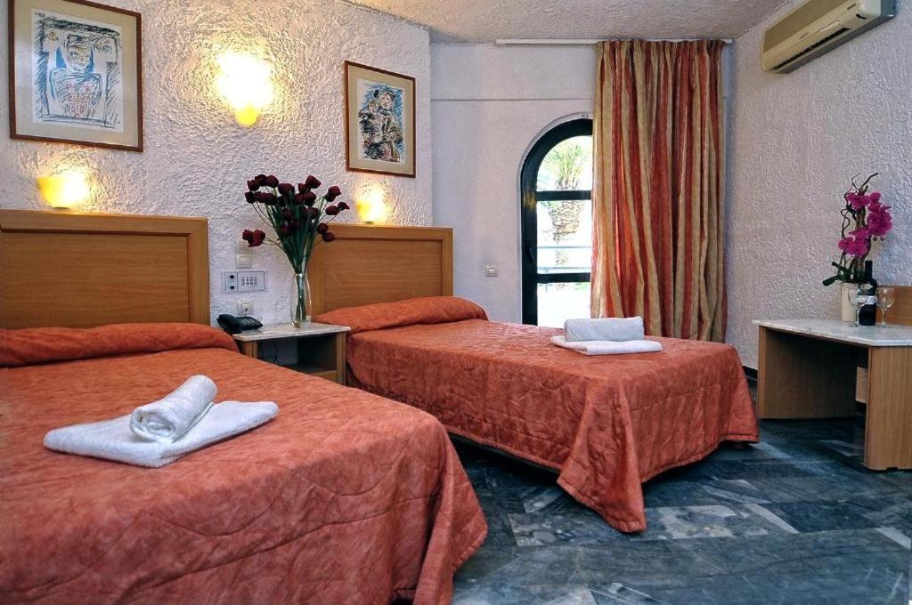 Karteros Hotel 외부 사진