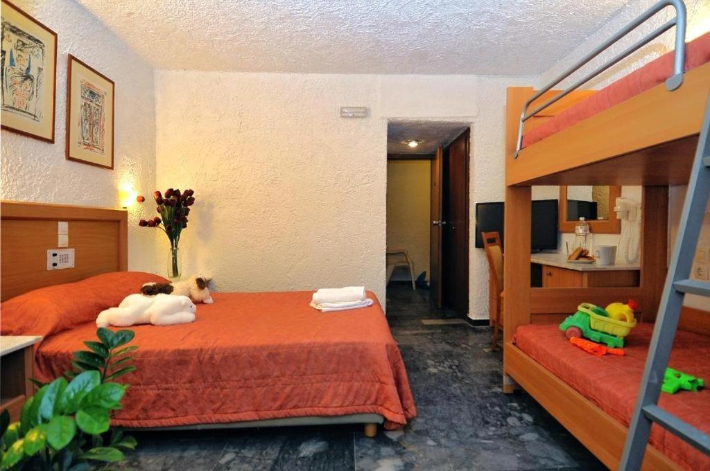 Karteros Hotel 외부 사진