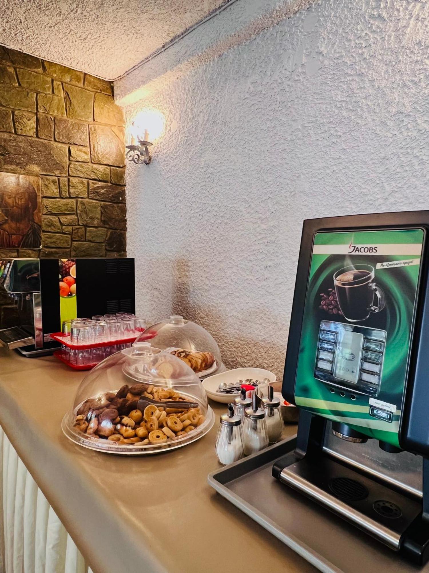 Karteros Hotel 외부 사진