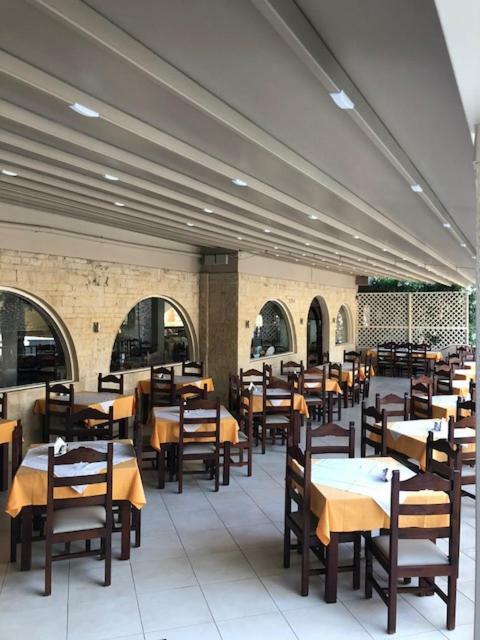 Karteros Hotel 외부 사진